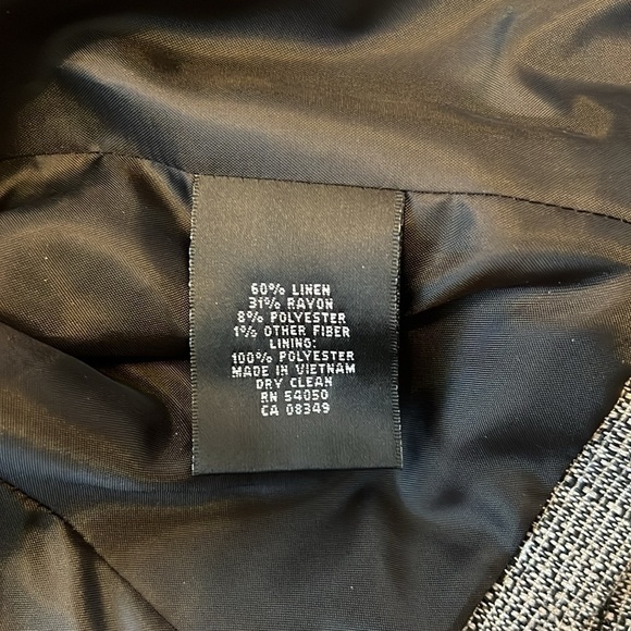 Kasper Elegant Linen Blend Open Front Blazer, Sz. 12. - Picture 6 of 7